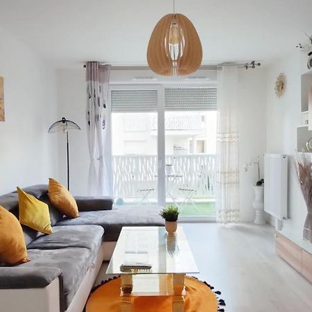 Chic Apart With Parking Near Paris Apartment Épinay-sur-Seine Exterior foto