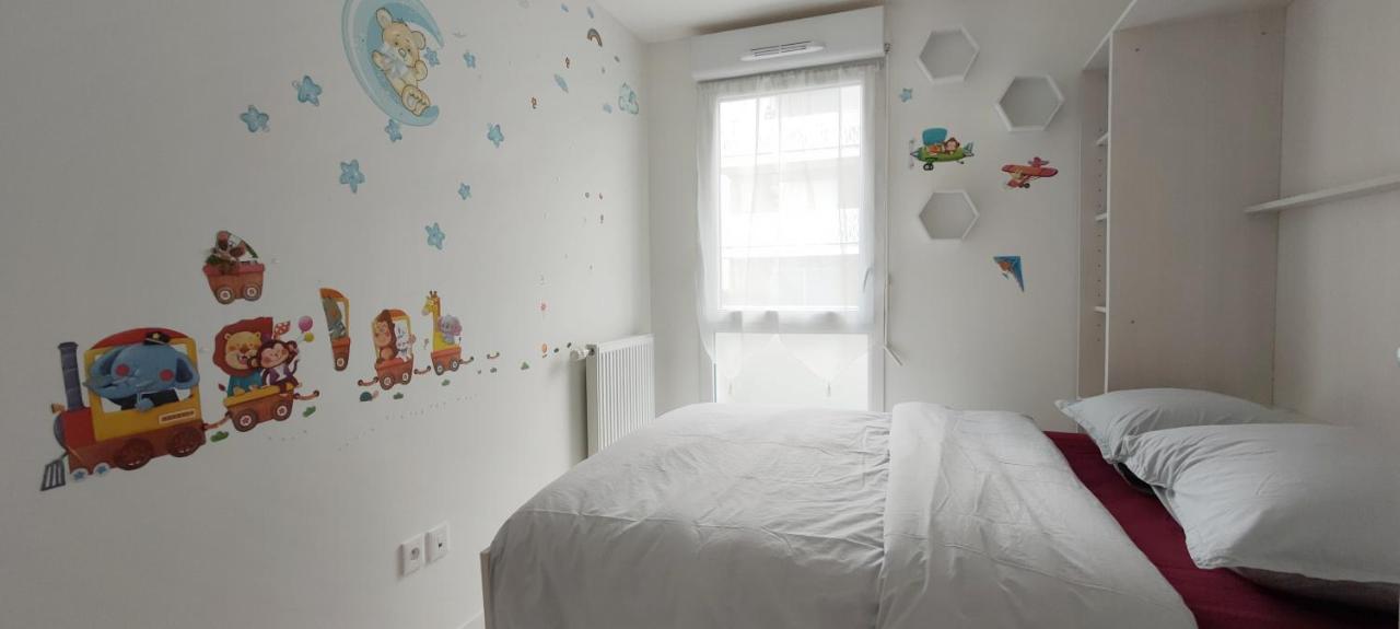 Chic Apart With Parking Near Paris Apartment Épinay-sur-Seine Exterior foto