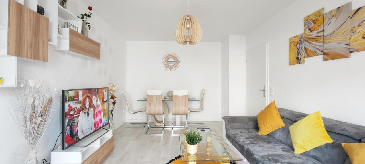 Chic Apart With Parking Near Paris Apartment Épinay-sur-Seine Exterior foto